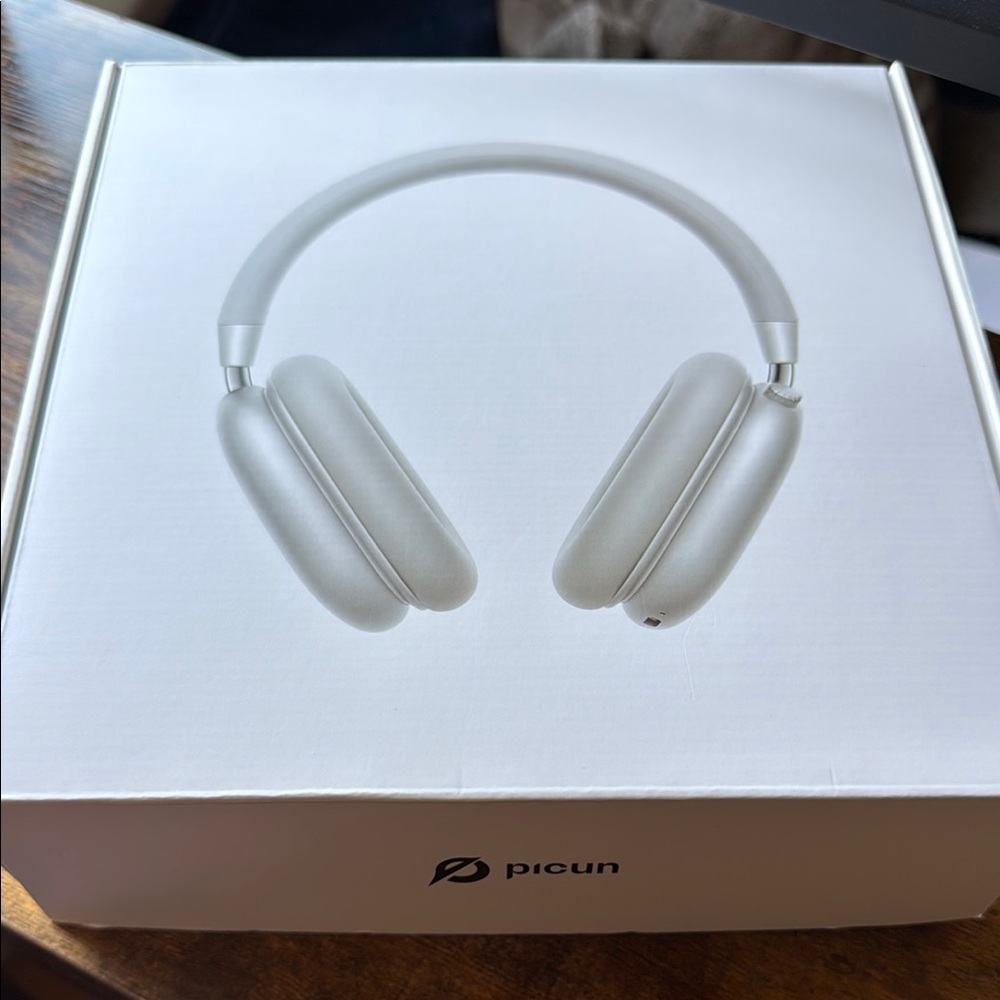 Over-Ear Headphones - Sleek Silver